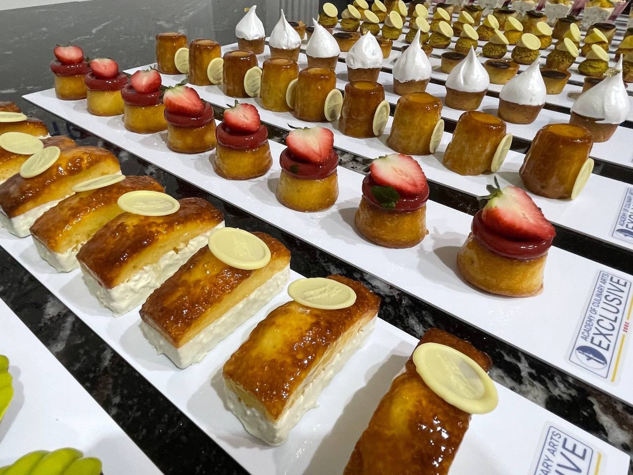 photo 5276477644125967785 y