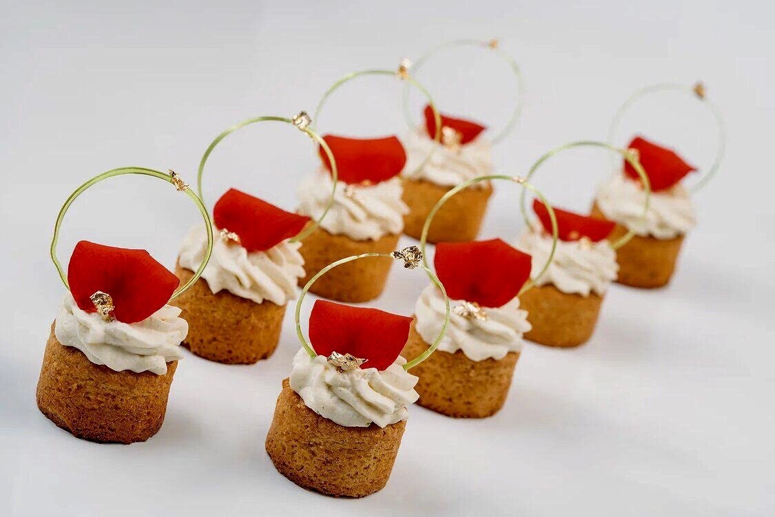 photo 5399951399765874242 y