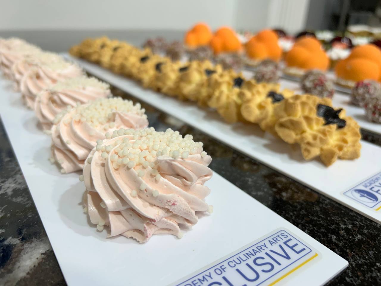 photo 5219822610265345944 y