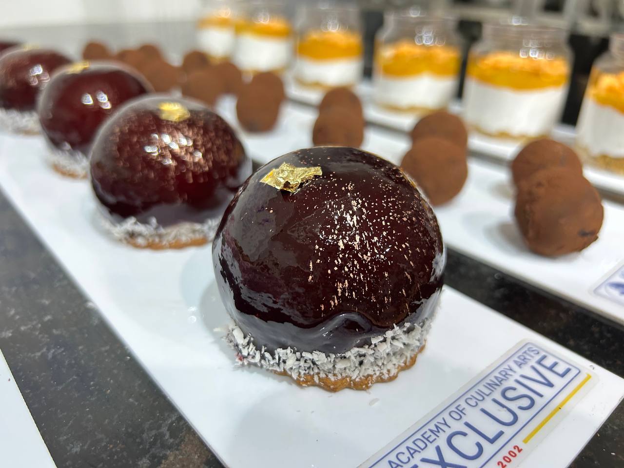 photo 5219822610265345953 y