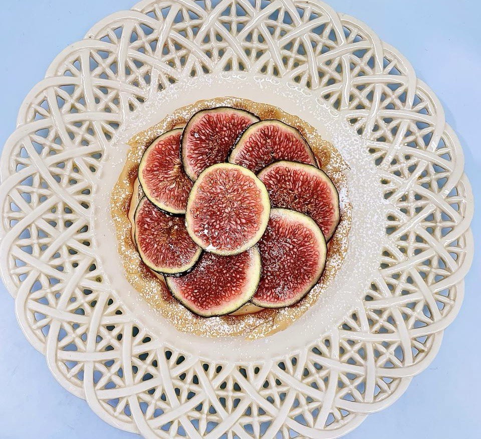 photo 5253679970603701721 y