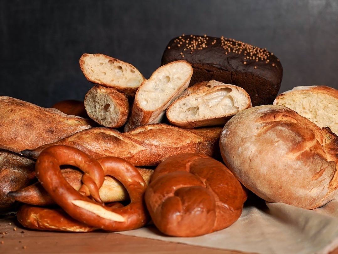 photo 5264920922215799551 y