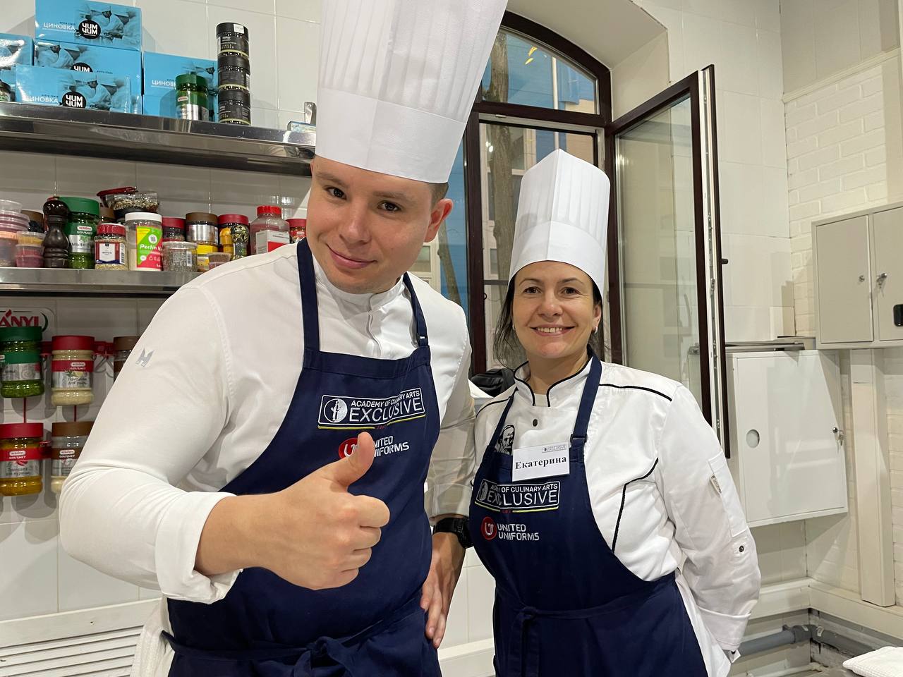 photo 5415742942242537046 y