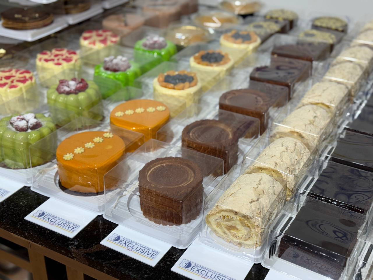 photo 5280667865755811157 y.jpg