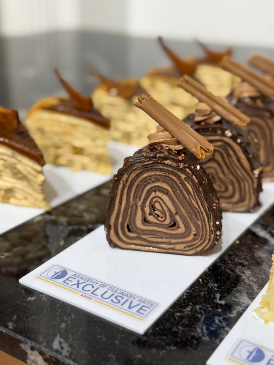 photo 5436295133851749741 y