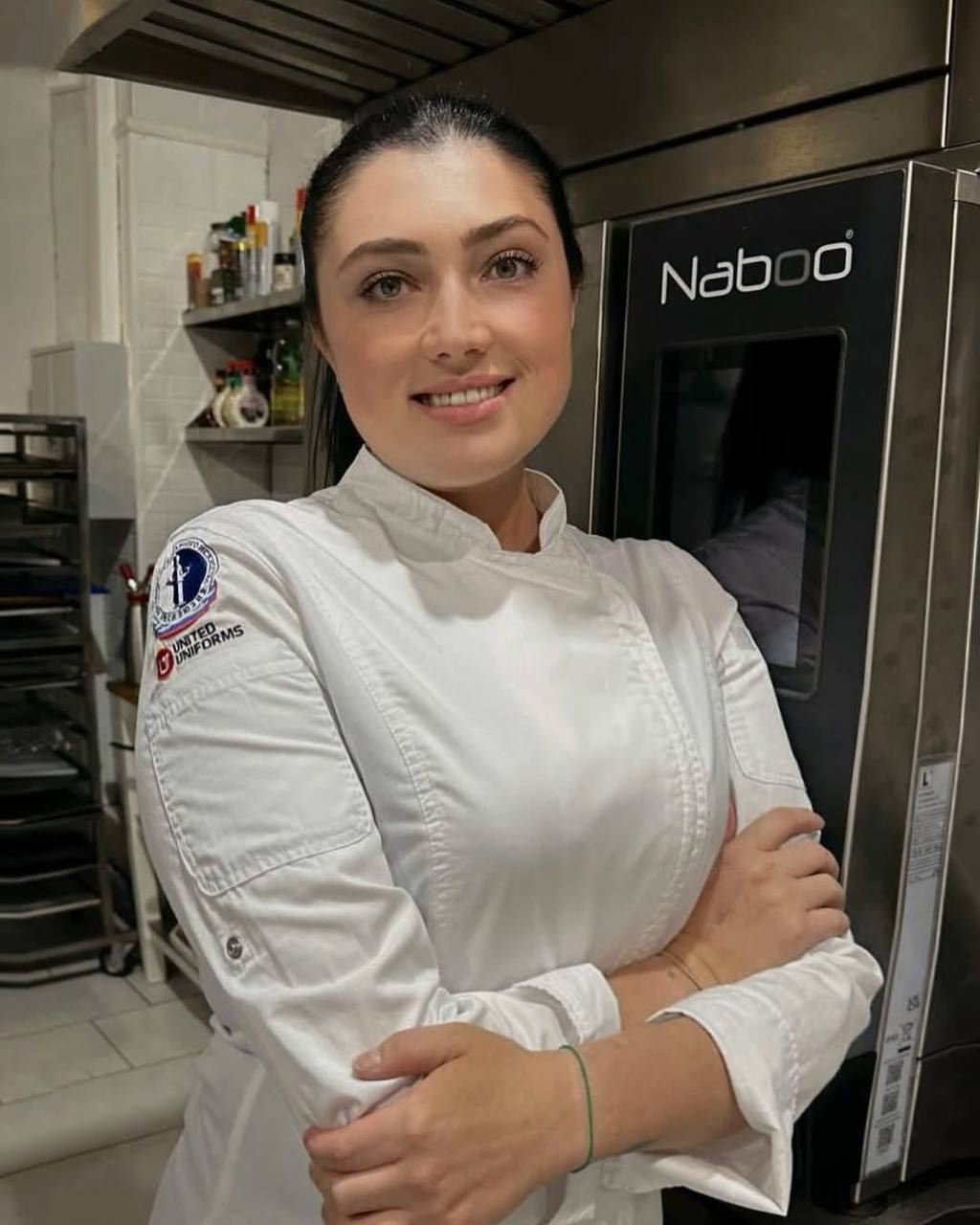 photo 5197169638482510155 y