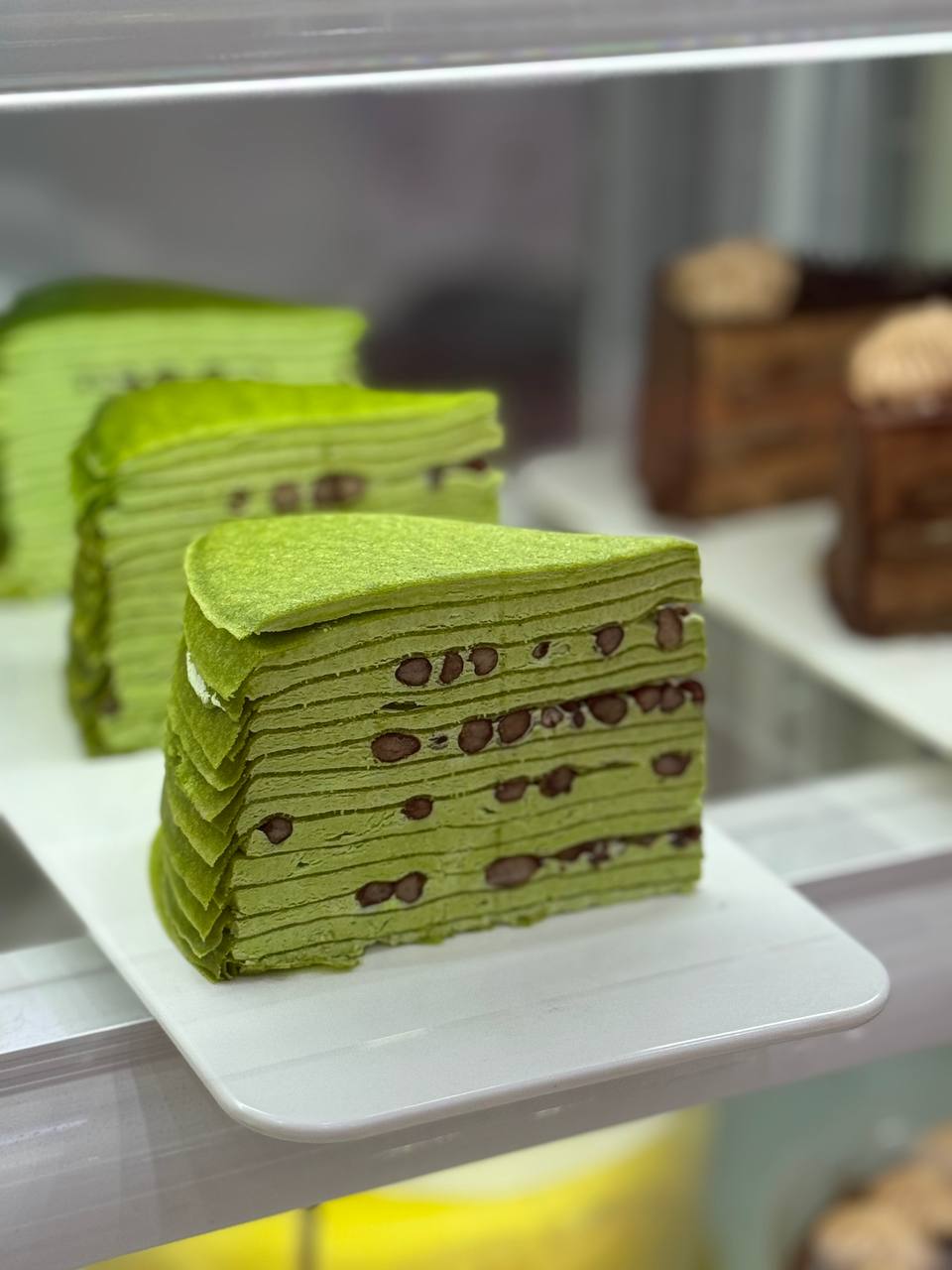 photo 5458828185845236645 y