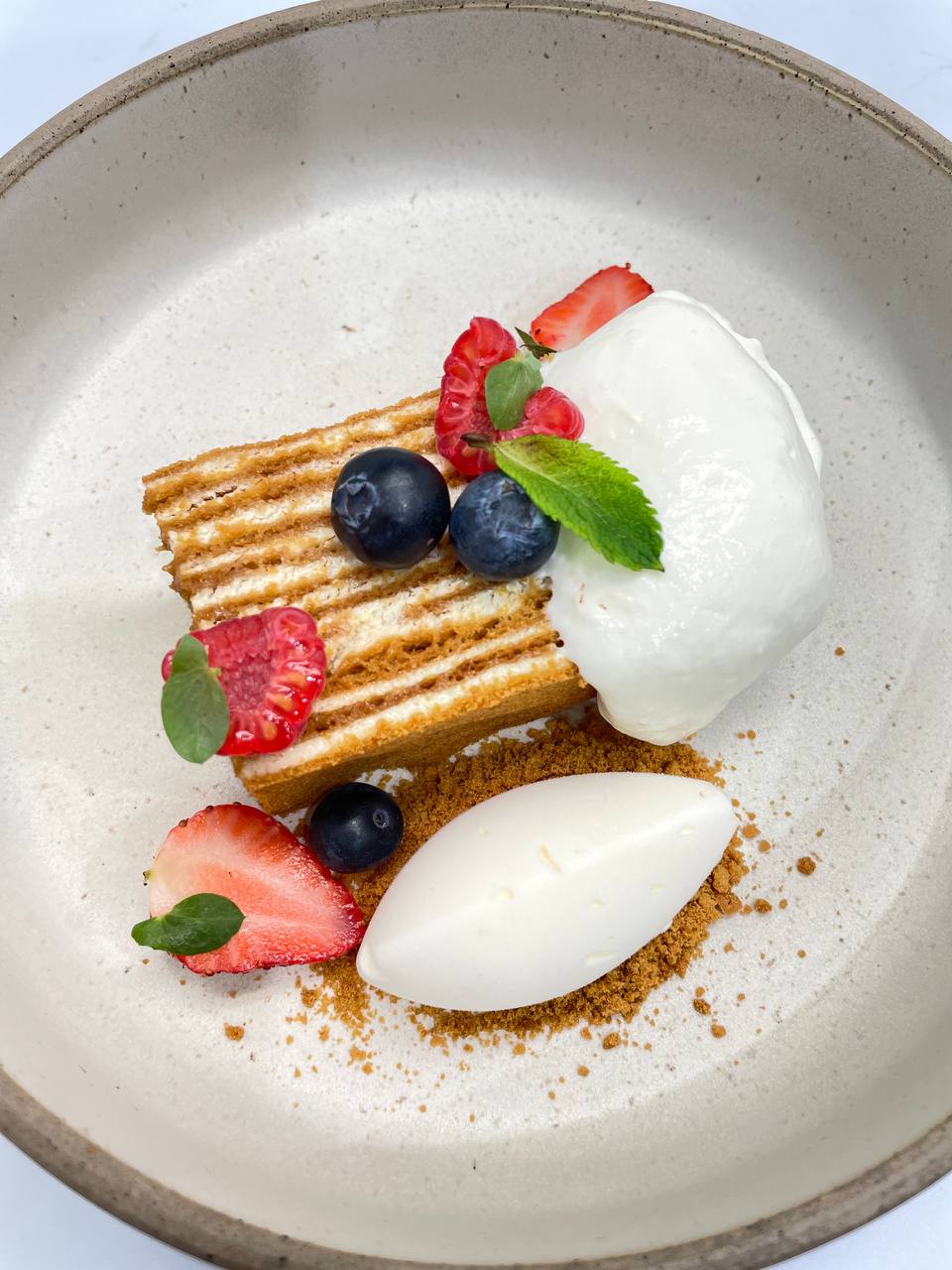 photo 5266983412755984926 y